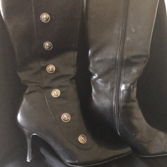 Sold - Picture 3 of 4